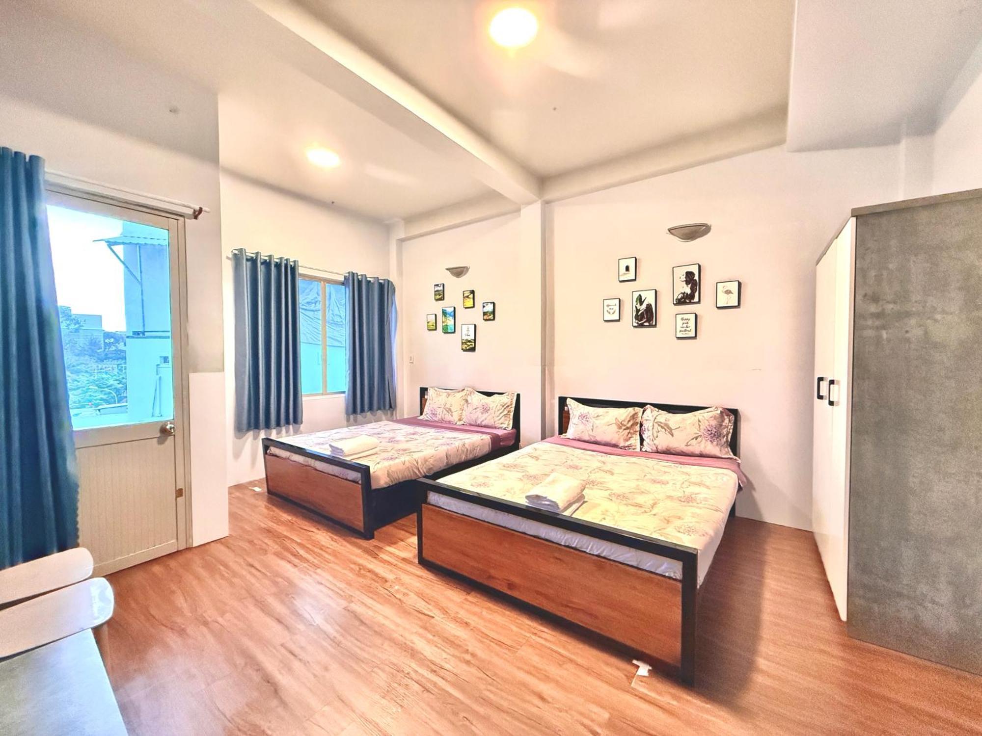 Lyly - Pham Ngu Lao * Ho Chi Minh City